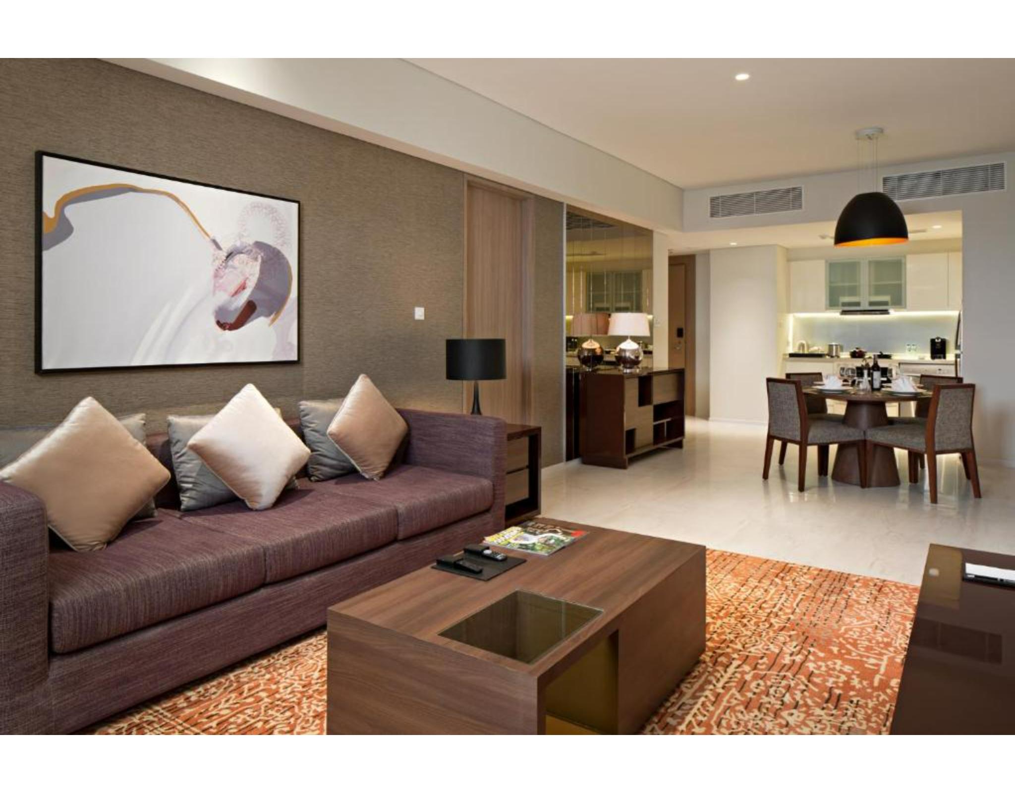 Oakwood Hotel & Residence Сурабая Екстериор снимка