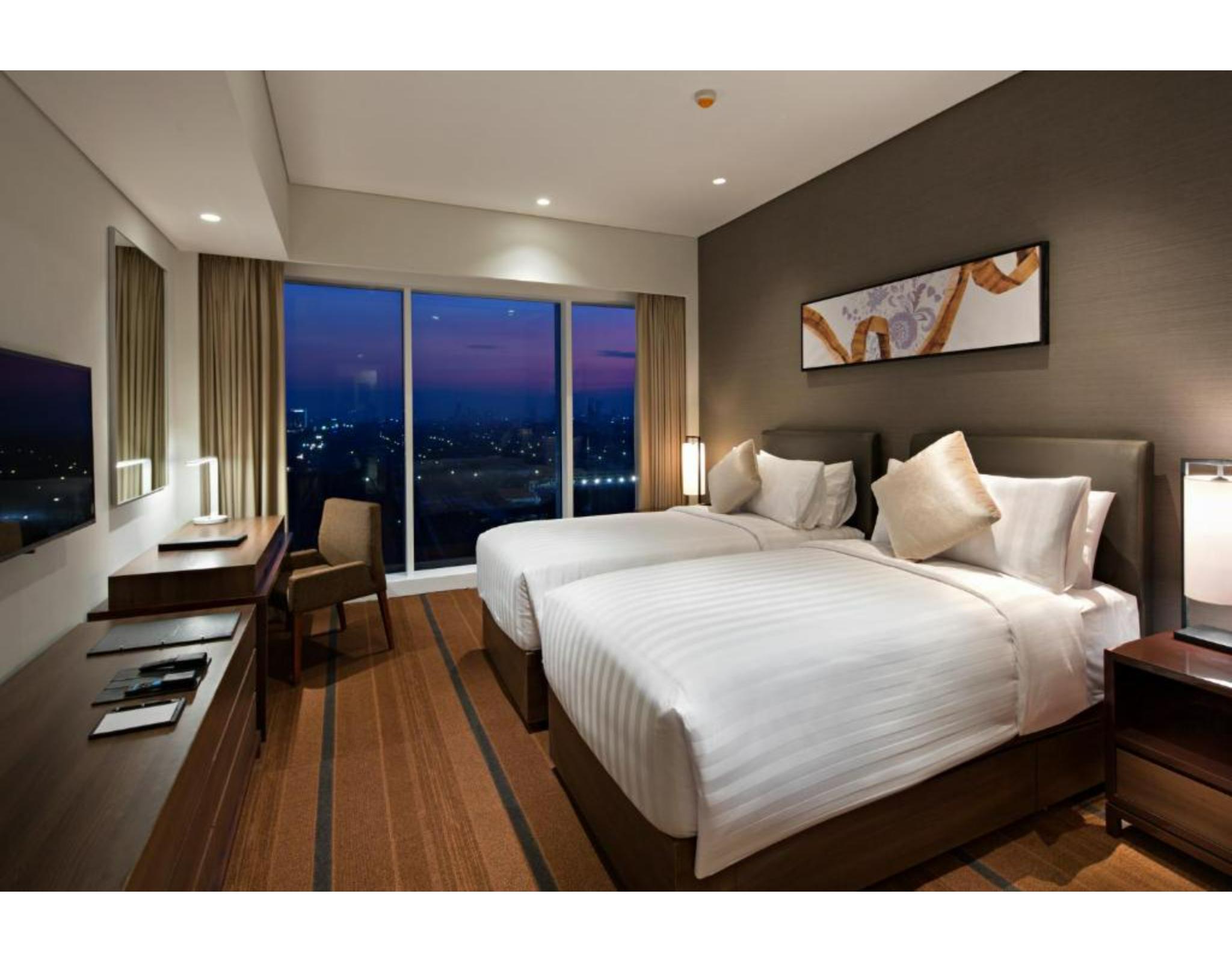 Oakwood Hotel & Residence Сурабая Екстериор снимка